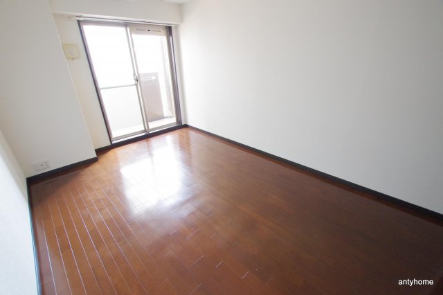 エスライズ桜ノ宮　仲介手数料無料の寝室