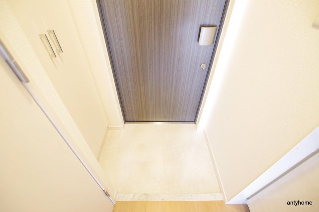 レオンコンフォート桜ノ宮　仲介手数料無料の玄関