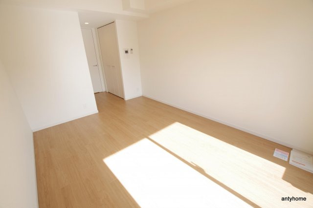 レオンコンフォート桜ノ宮　仲介手数料無料の洋室