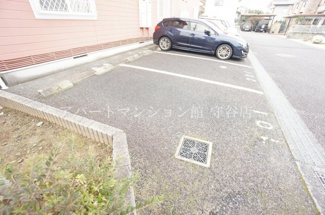 【駐車場】