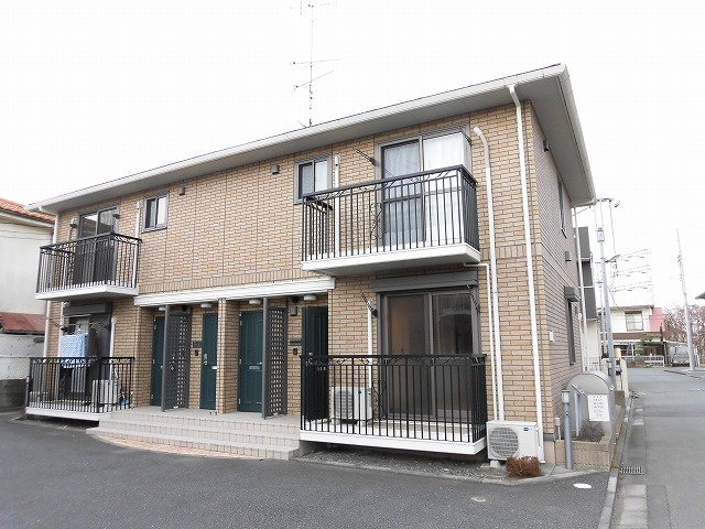ルミエールB棟の外観