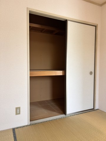 コートハウスの収納