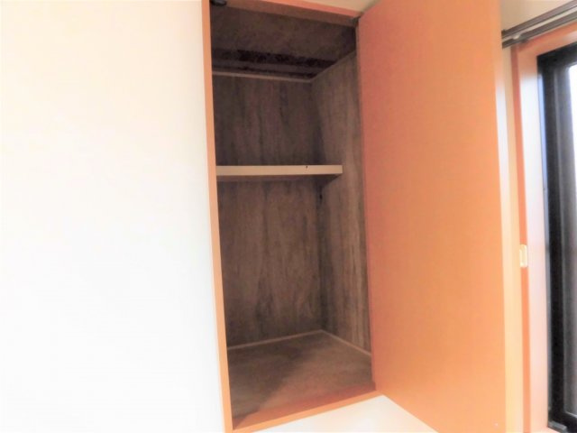 メゾネット慶城Aの収納