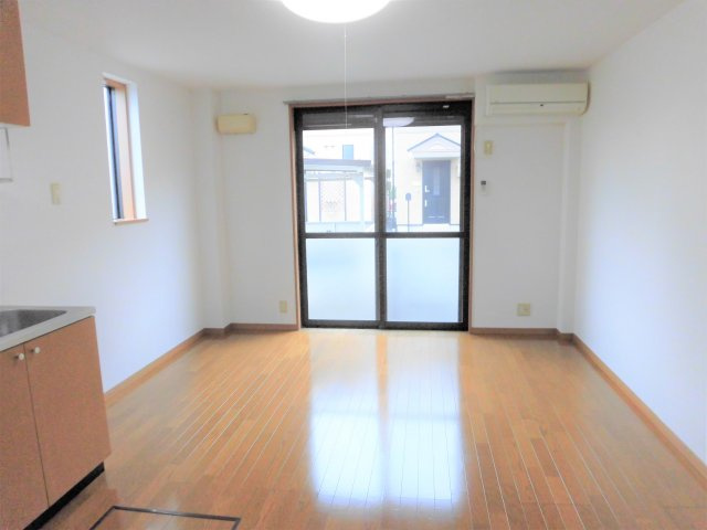 メゾネット慶城Aの内装