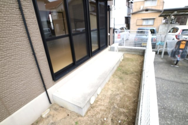 ＪＡハイツ谷川Ⅰ　A棟のバルコニー