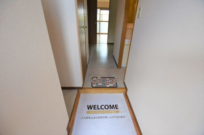 【玄関】 | デルニエ