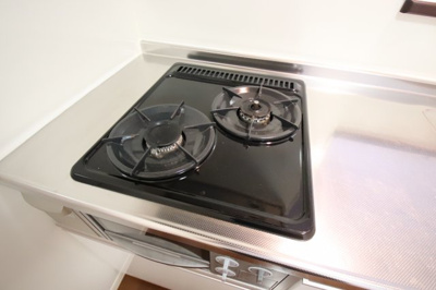 【設備】 | シャルム加太 | 2口コンロ