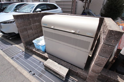 【その他共用部分】 | シャルム加太 | 敷地内ゴミ捨場