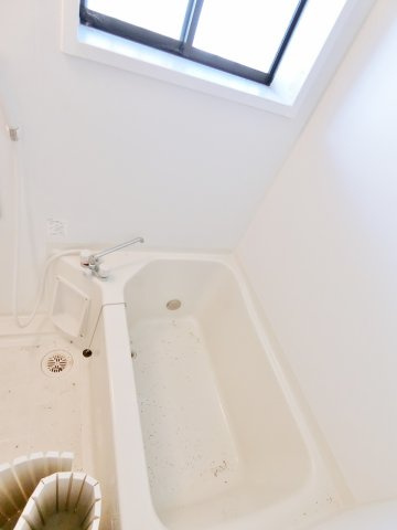 サンヴェール下永吉の浴室