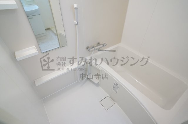 シャルマンコーポ荒牧の浴室