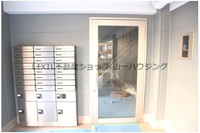 【その他共用部分】 | モンターナ元町 | オートロック入り口