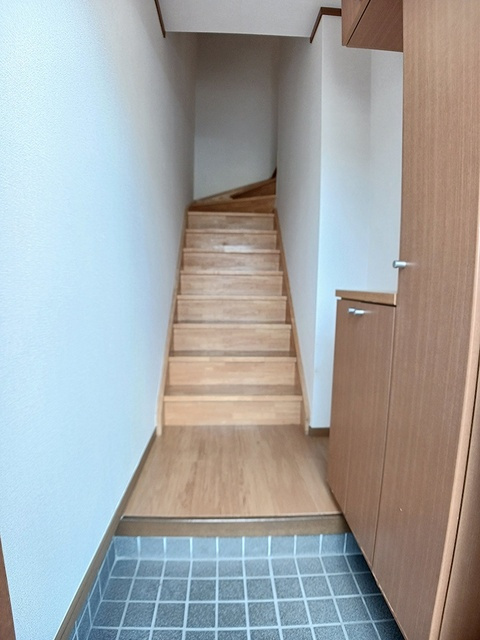 レジデンス田口の玄関