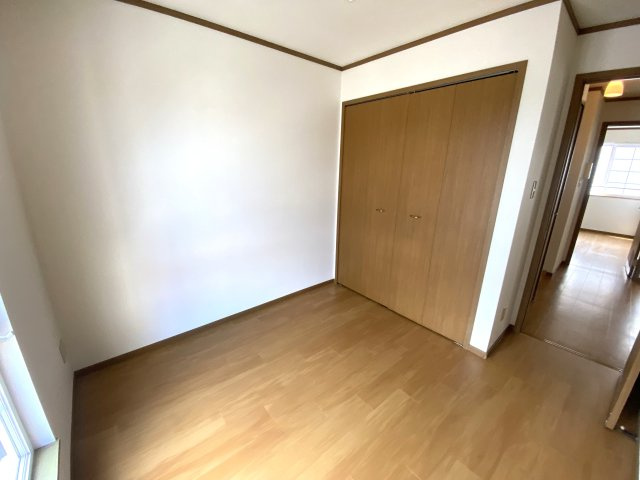 レジデンス田口の洋室