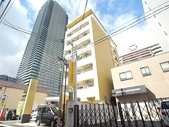 アロハ三宮の外観