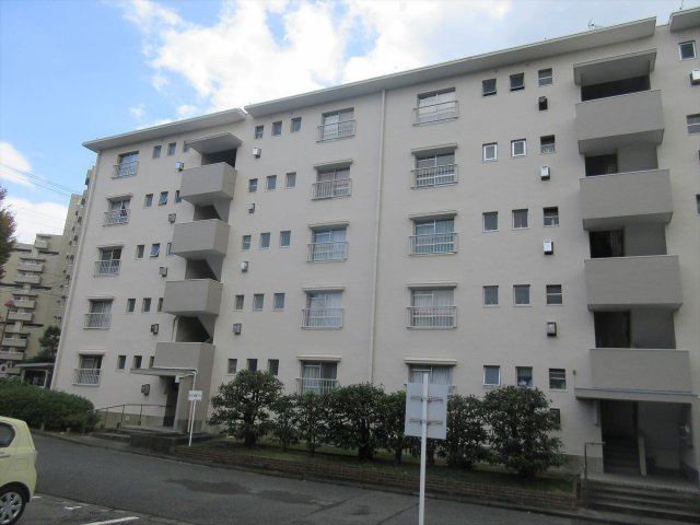 西一社第一団地 15号棟