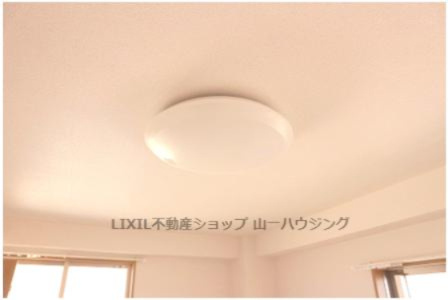【設備】 | モンターナ元町 | 照明器具