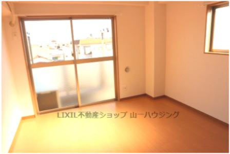 【洋室】 | モンターナ元町 | 居室１