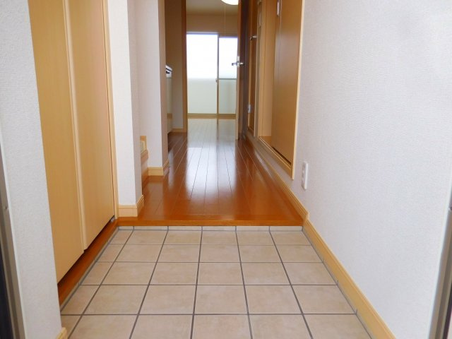 【玄関】 | ハイツ東大手