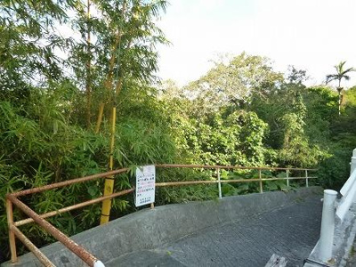 【前面道路含む現地写真】 | 中城村登又売地