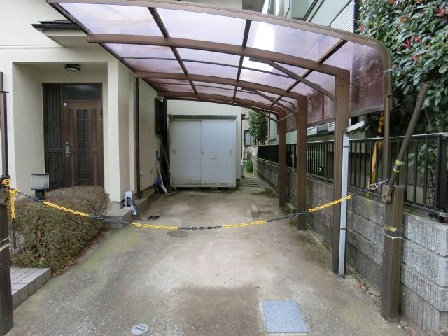 八千代市ゆりのき台7丁目　中古戸建　リフォーム住宅の駐車場|駐車スペースがあります