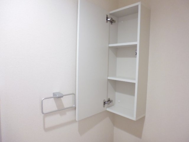 ＧＦＳ中央のトイレ|トイレ棚