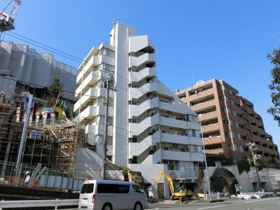 【外観】 | 横浜山手高栄マンション | JR京浜東北線・根岸線「石川町」駅徒歩9分、横浜市営地下鉄ブルーライン「伊勢佐木長者町」駅徒歩10分