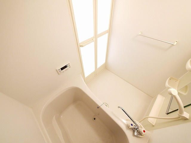 リア　フォレスト　サガラの浴室|お風呂で日々の疲れを落としましょう