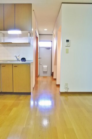 トミーハウス鹿島ガーデンⅡの居間・リビング