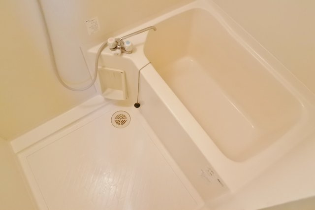 トミーハウス鹿島ガーデンⅡの浴室