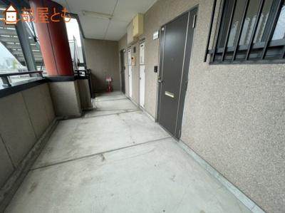 【エントランス】 | ピュアビル