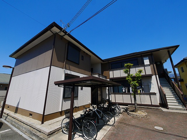 ウィステリア伏見の外観