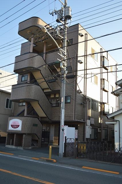 メゾンブリエの外観
