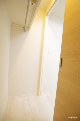 ノルデンハイム南森町　仲介手数料無料の収納