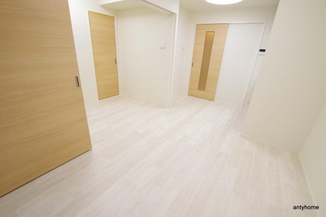 ノルデンハイム南森町　仲介手数料無料の洋室