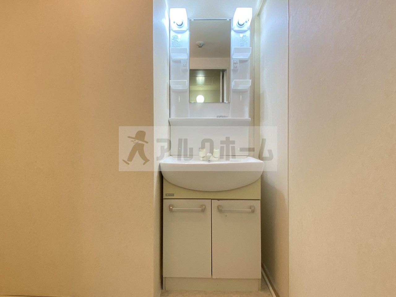 スタンドアップ国分の独立洗面台|スタンドアップ国分　独立洗面