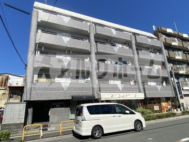 スタンドアップ国分の外観