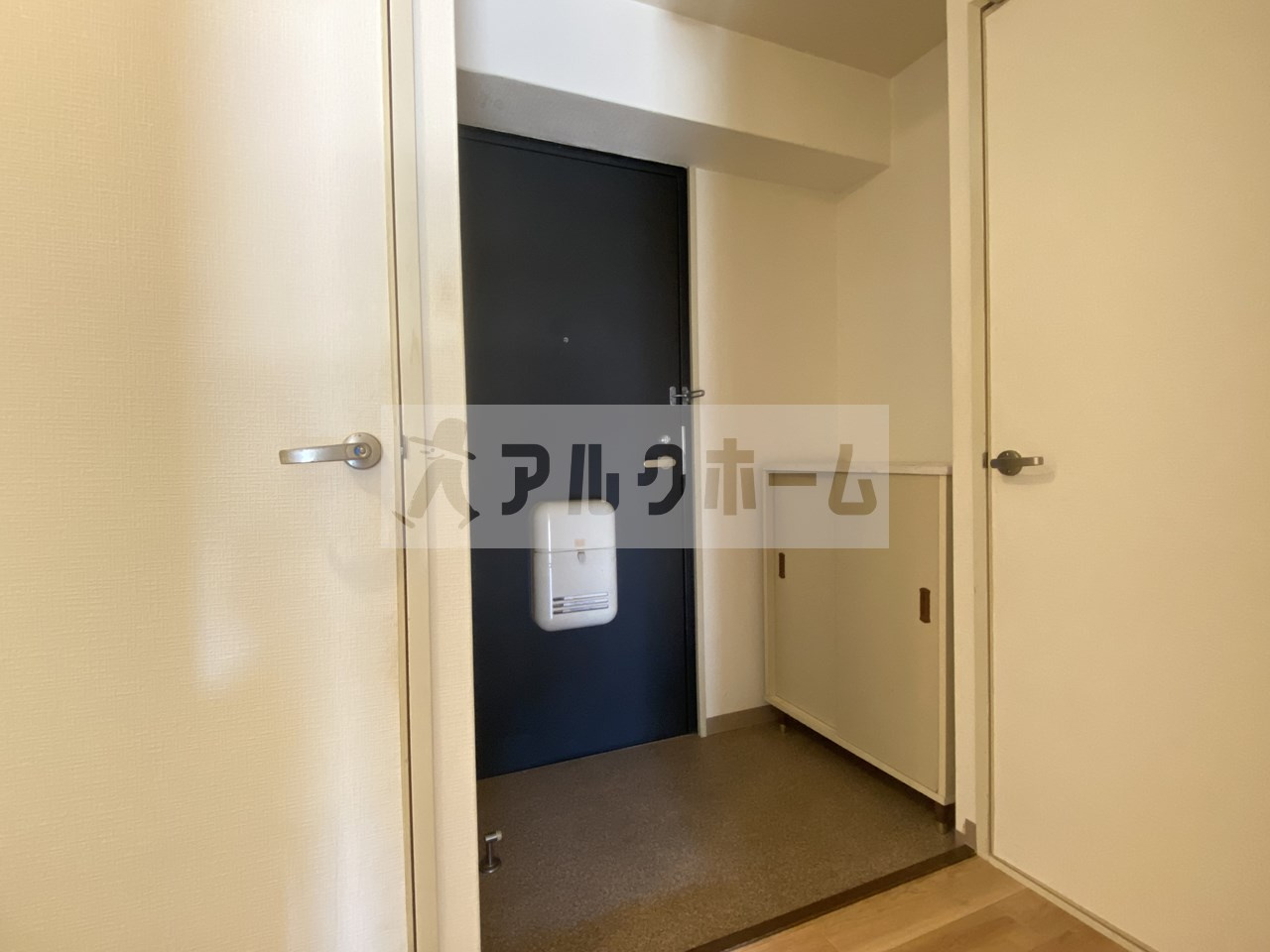 スタンドアップ国分の玄関|スタンドアップ国分　玄関