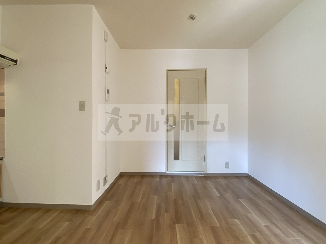 スタンドアップ国分の居間・リビング|スタンドアップ国分　ダイニング