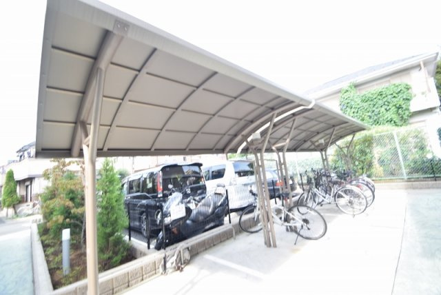 スプリングコート西船のその他|自転車の駐輪は無料！有料バイク置き場あります