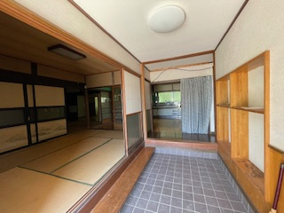 【玄関】 | 土船貸家