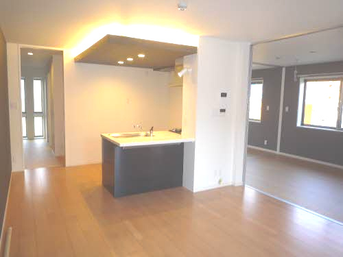 シャーメゾン　フォレストの居間・リビング