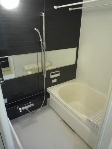 シャーメゾン　フォレストの浴室