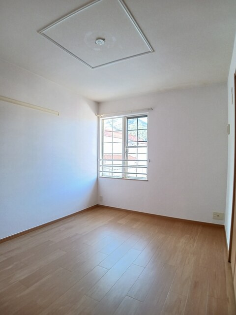 クレイン・ガーデンＣの居間・リビング