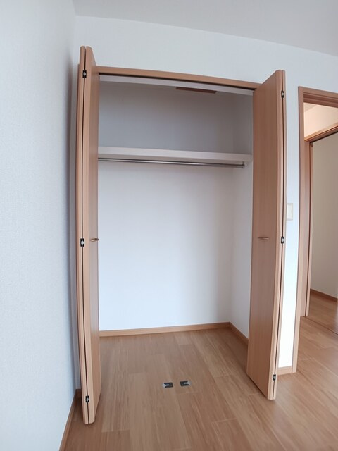 クレイン・ガーデンＣの収納