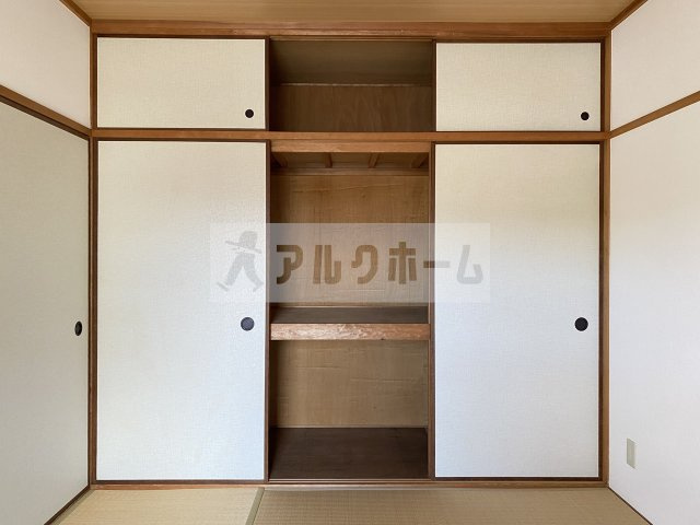 本町八幸ハイツの収納|本町八幸ハイツ　押入れ