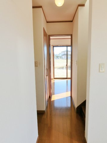 北今泉R邸貸家の玄関