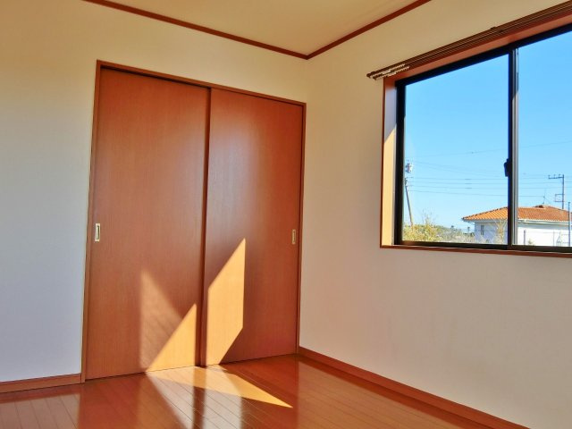 北今泉R邸貸家の洋室