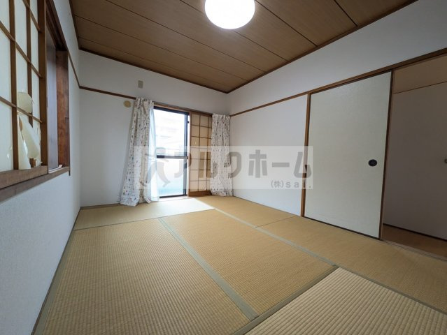 本町八幸ハイツの子供部屋