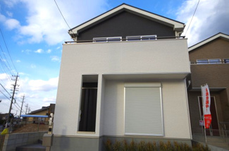 【外観】 | 1号棟　現地（2017年11月）撮影