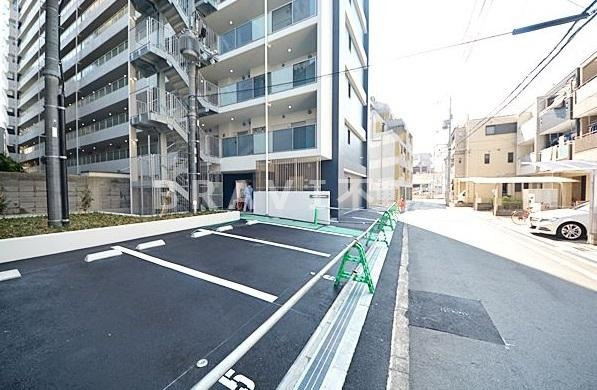 アスヴェル阿波座BLUE EARTH（アスヴェルアワザブルーアース）　BRAVI不動産の駐車場|【アスヴェル阿波座BLUE EARTH】駐車場完備です